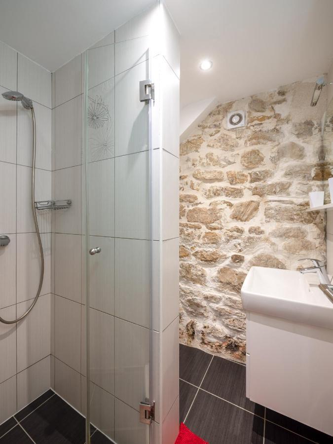 Awesome Stone House Guest house 4*